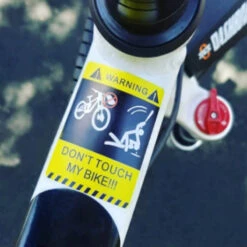 Autocollant De Cadre Vélo VTT 3D Résistant Aux Rayures -Mon Univers Velo Magasin autocollant de cadre velo vtt 3d resistant aux rayures 1