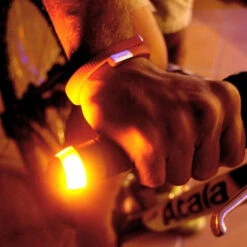 Clignotants De Vélo WINGLIGHTS POP -Mon Univers Velo Magasin clignotants velo winglights pop 4