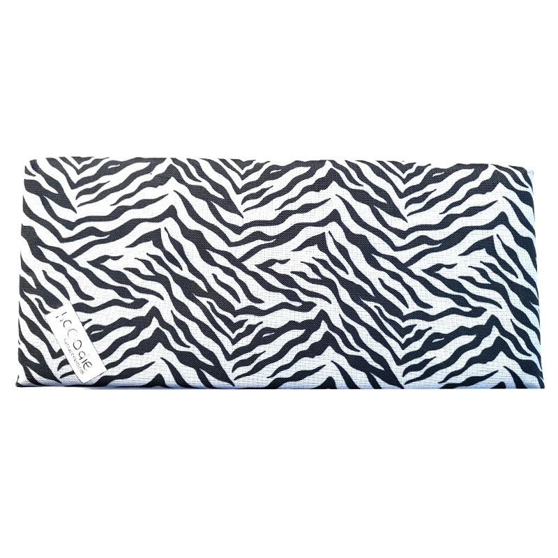 Coussin Assise Zèbre Pour Porte Bagages Big Cushie Hooodie 3 Coussin Assise Zèbre Pour Porte Bagages Big Cushie Hooodie – Image 3