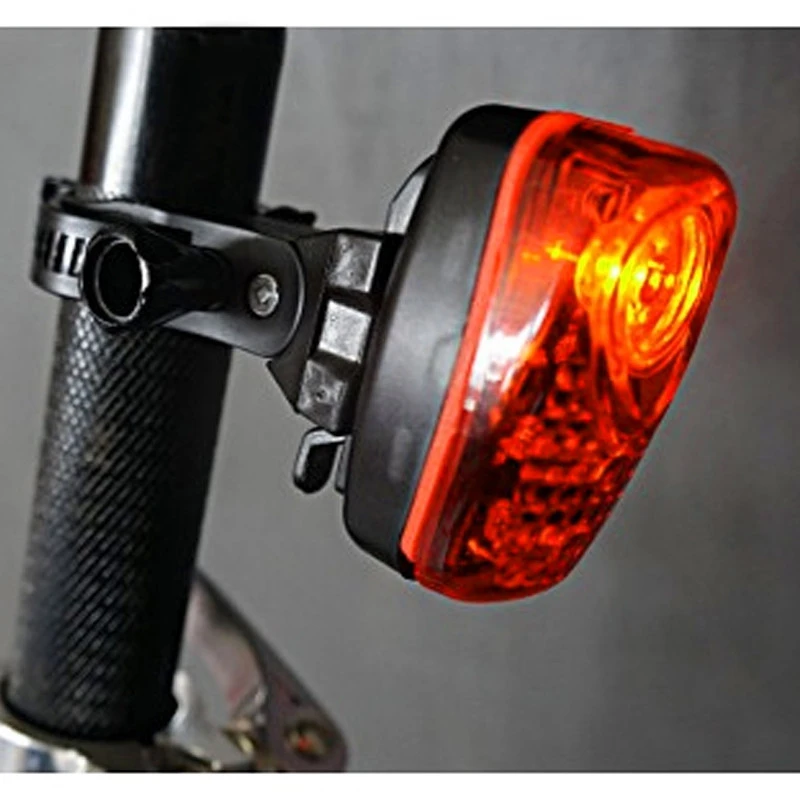 Eclairage 3 LED Sur Tige De Selle Vélo 1 Eclairage 3 LED Sur Tige De Selle Vélo