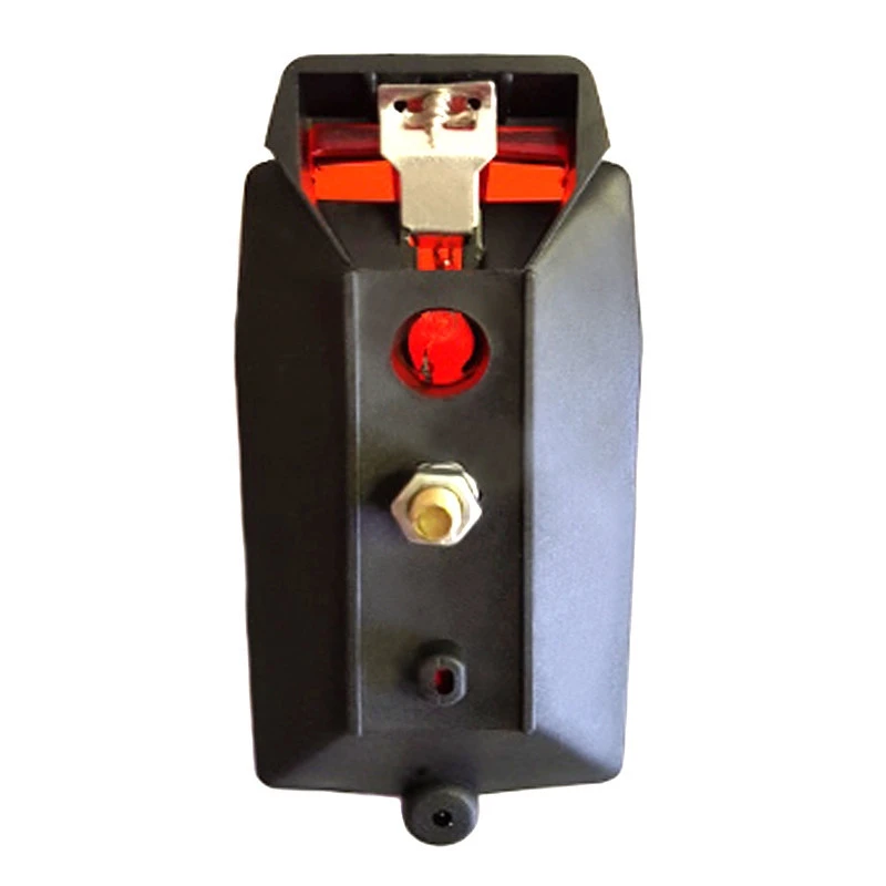 Éclairage Sur Garde Boue Arrière Vélo Avec LED 2 Éclairage Sur Garde Boue Arrière Vélo Avec LED – Image 2