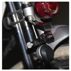 Feu Stop Pour Vélo - Nano Ilumenox 10 Feu Stop Pour Vélo - Nano Ilumenox -Mon Univers Velo Magasin feu stop pour velo nano ilumenox 4