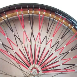 Filet Pare Jupe De Vélo - Rouge Et Noir -Mon Univers Velo Magasin filet pare jupe de velo rouge et noir 2