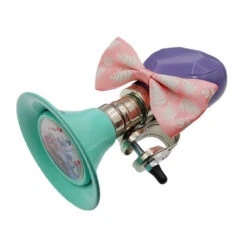 Klaxon Poire Reine Des Neiges Pour Vélo Enfant 8 Klaxon Poire Reine Des Neiges Pour Vélo Enfant -Mon Univers Velo Magasin klaxon poire reine des neiges pour velo enfant 3