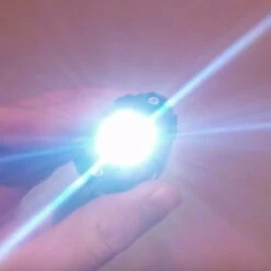 Phare Avant Vélo 300 Lumens Rechargeable USB Meteor Moon 10 Phare Avant Vélo 300 Lumens Rechargeable USB Meteor Moon -Mon Univers Velo Magasin phare avant velo 300 lumens rechargeable usb meteor moon 4