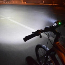 Barbieri Phare De Vélo Avant 2000 Lumens Sur Guidon Ou Casque -Mon Univers Velo Magasin phare de velo avant 2000 lumens sur guidon ou casque 4