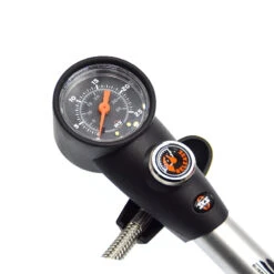 Pompe Pour Suspension Et Fourche Suspendue De Vélo SAM SKS -Mon Univers Velo Magasin pompe pour suspension et fourche suspendue de velo sam sks 3