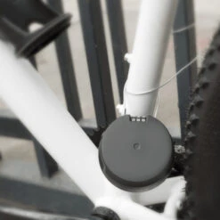 Porte Bidon Vélo SKS Lockage Avec Antivol Câble Intégré -Mon Univers Velo Magasin porte bidon velo sks lockage avec antivol cable integre 2