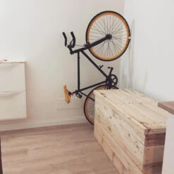 Porte Vélo De Route Au Mur Design Clug Road -Mon Univers Velo Magasin porte velo de route au mur design clug road 4