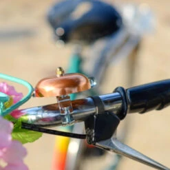 Sonnette De Vélo Au Look Ancien Couleur Cuivre 57 Mm 10 Sonnette De Vélo Au Look Ancien Couleur Cuivre 57 Mm -Mon Univers Velo Magasin sonnette de velo au look ancien couleur cuivre 57 mm 4